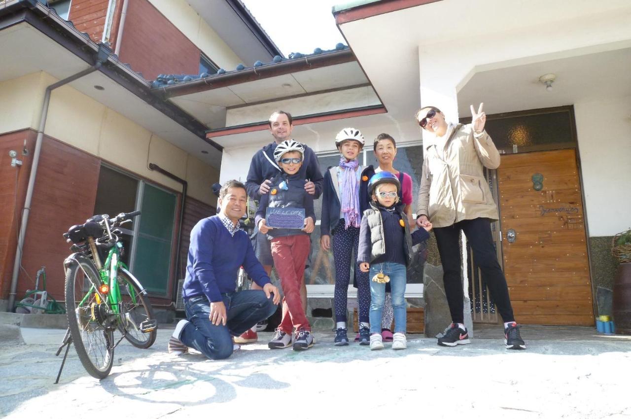 Guesthouse KUME Imabari Railway Station Extérieur photo